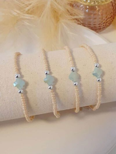 KRALENARMBAND MET GROEN KLAVERTJE ZILVER